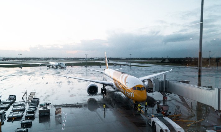 Review: ScootinSilence B787 PER - SIN - TXL