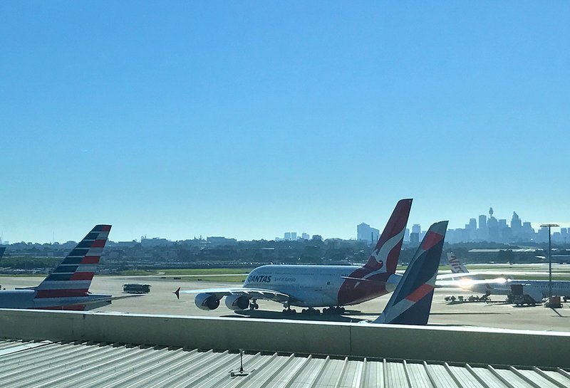 For AV geeks like me, the view from the Qantas Business Lounge at T1 never grows old.