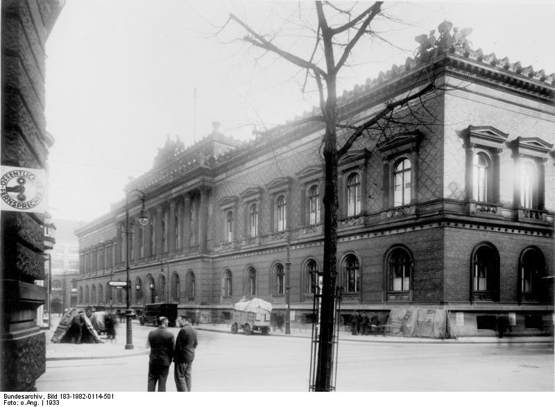 reichsbank-berlin-1933.width-800