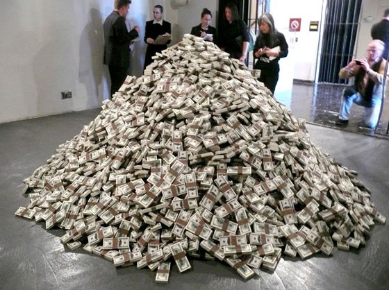 Srdjan Loncar’s Value questions the value of money. (Image: Artnet)